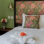 King Charles Boutique * Βαλέτα
