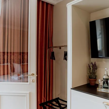 King Charles Boutique Hotel La Valette