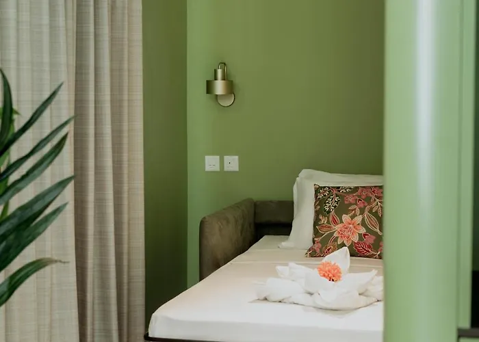 King Charles Boutique Hotel