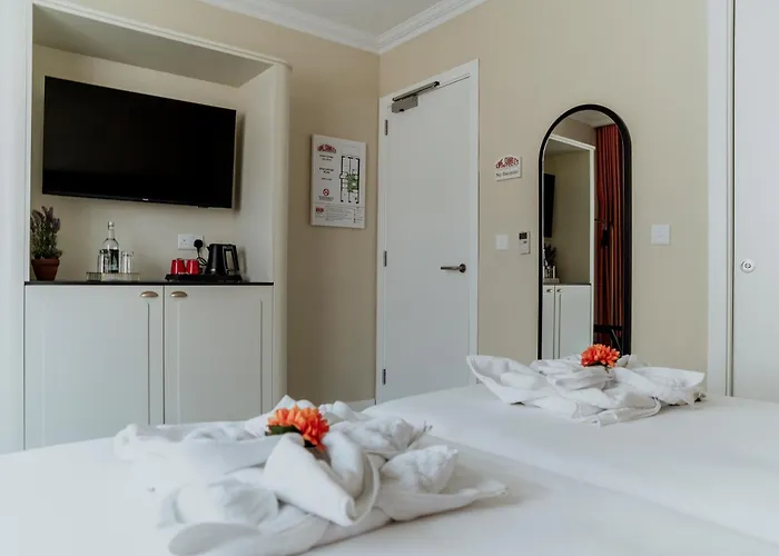 King Charles Boutique Hotel