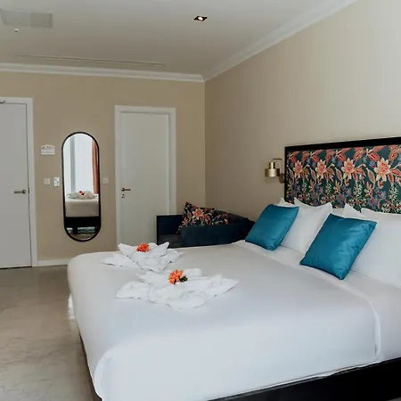 King Charles Hotel