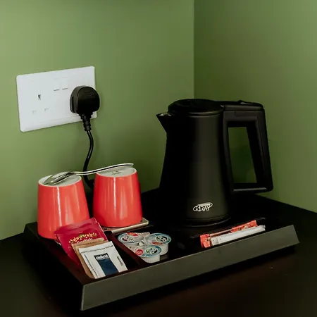 King Charles Boutique