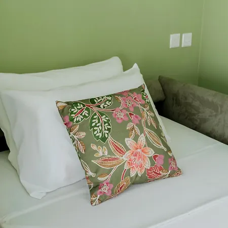 King Charles Boutique *