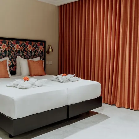 King Charles Boutique * ואלטה