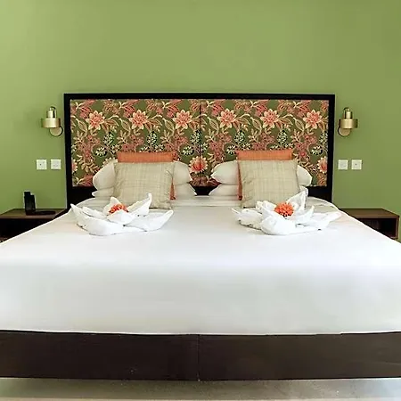 King Charles Boutique Hotel *