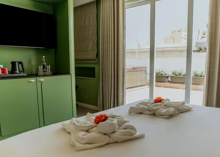 King Charles Boutique * Valletta