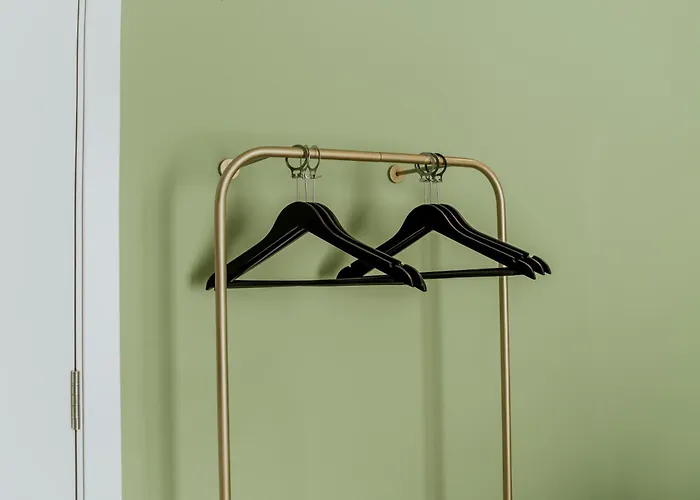 King Charles Boutique