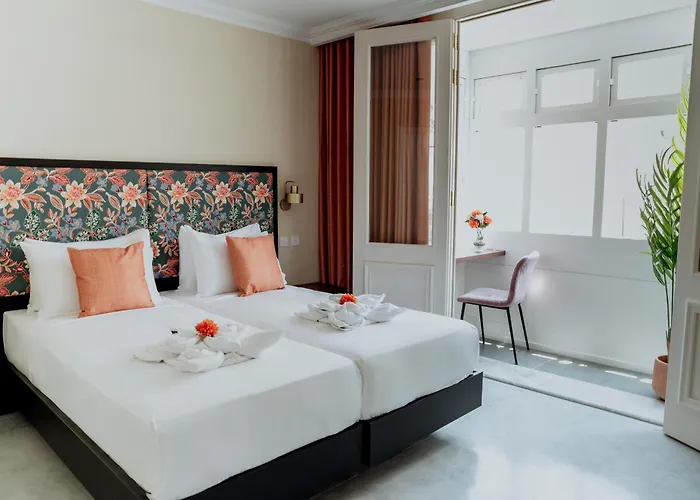 King Charles Boutique * Βαλέτα